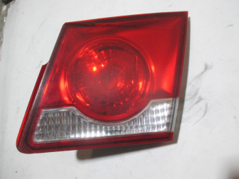 Фонарь правый внутренний задний 96830495 95130773 RH-E13-12406 Шевроле Круз Седан - БЕЗ патрона - БУ