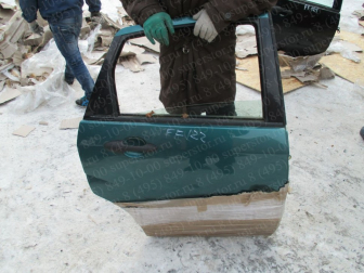 Дверь Форд Фокус 1 задняя правая 1430137 Седан и Хэтчбек - БУ Зеленая в СБОРЕ - FF-122