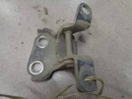 Петля двери передней правой нижняя 96601237 Шевроле Спарк М200, - БУ