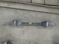 Привод Шевроле Спарк М300 левый с МКПП 1,0 литр 95077537 на 1,0 литр B10S1 - БУ пыльник внутр порван