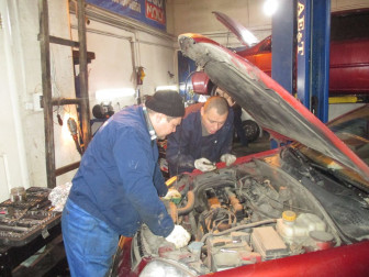 Диагностика двигателя: замер компрессии и давления масла и опрос на ошибки на Шевроле