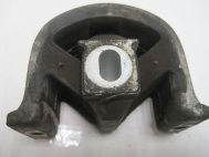 Опора двигателя передняя 7H0199848D VW Multivan T6 Caravelle 2,0 литра Дизель - БУ