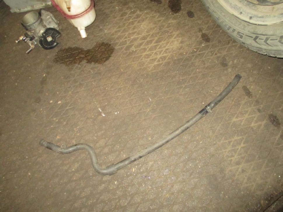 Шланг охлаждения Шевроле Ланос от расширительного бачка к : купить, цена