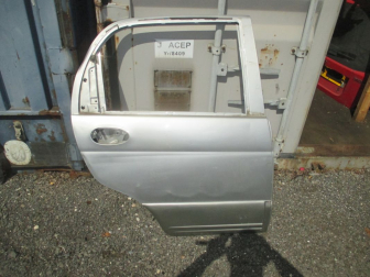 Дверь задняя правая Дэу Матиз 96562538 с молдингом - БУ Голая Серебро DM777