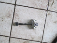 Ограничитель хода дверей задних 95989762, 95940417 Шевроле Авео Т300 Седан и Хэтчбек, - БУ