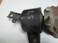 Подушка двигателя левая 96806638 Шевроле Авео Т255 с F14D4 и МКПП - L5, - БУ