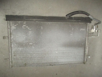 Радиатор кондиционера Форд Фокус 2 - 1234248 3M5H19710CA - 3 ряда нижних сот отслаиваются K-14 - БУ
