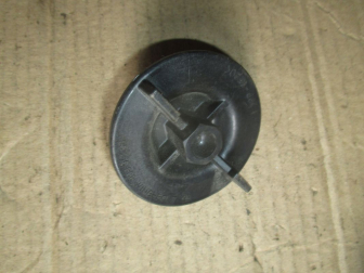 Ручка крепления запасного колеса в багажнике 95216838 Шевроле Авео Т300 Седан, - БУ