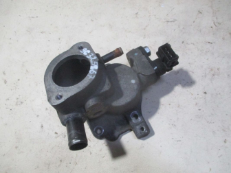 Корпус термостата 96666224 96610439 Шевроле Авео 1,2л Спарк Дэу Матиз 1.0л с датчиком 96325867 - БУ