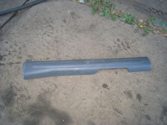 Накладка порога переднего правая внутренняя 96235964, 96221646  Шевроле Ланос Шанс Дэу Сенс , - БУ