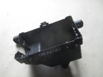 Блок предохранителей - Нижняя часть 96591361 PP-M30 Дэу Матиз Шевроле Спарк М200 подкапотный, - БУ