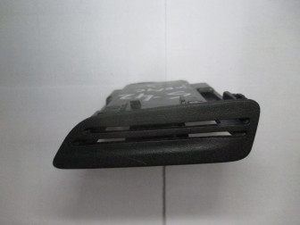 Визитница 1735808 BM51A06003AAW BM51A06003AB передней панели Форд Фокус 3, - БУ