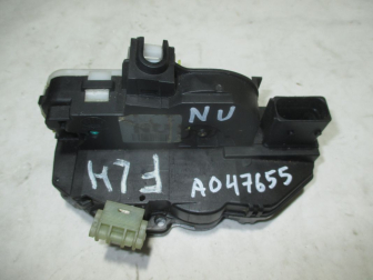 Замок двери передней левой 13579522 13503801 13503739 NU A047655 Шевроле Авео Т300 Круз Орландо - БУ