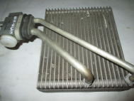 Радиатор испаритель кондиционера Шевроле Лачетти 96554439 96554440 96804688 614915 - с клапаном - БУ