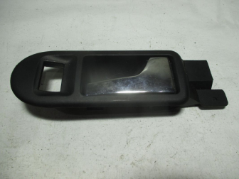 Ручка двери передней внутренняя правая 3B1837114 VW Passat (B5 ) 2000-2005г - БУ