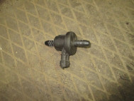 Клапан вентиляции паров топлива Шевроле Круз Орландо 55574240 на впускном коллекторе F16D4, - БУ