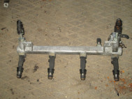 Рампа топливная 96386752 Шевроле Лачетти 1,8л Реззо Дэу Нубира 2,0 литра 90411551, - БУ-2