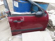 Дверь Форд Фокус 1 передняя правая 1132675, 1064221 Фокус 1 Все, - БУ Вишня F0-7 в Сборе Без зеркала