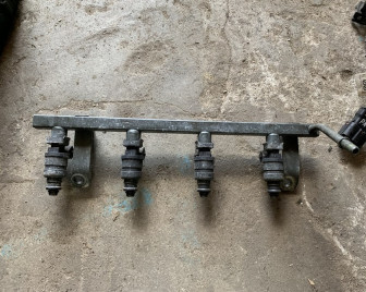 Рампа топливная Шевроле Авео Спарк 96325255, 96487479, - БУ