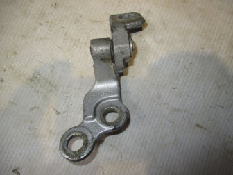 Петля двери 4103341  XS4AA26800BB задней правой верхняя или нижняя Форд Фокус 1 Серая - БУ