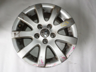 Диск литой R14 6JX14H2 ET43 PCD5X100 Dia57,1 6Q0601025Q WV Polo с 01-09г - ДЕФЕКТ - скол - N-2, - БУ