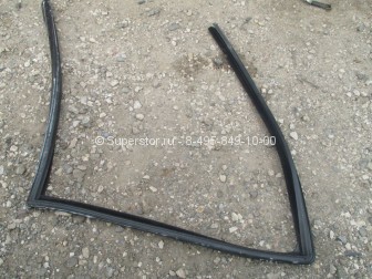 Уплотнитель стекла двери Ленд Ровер Фрилендер 2 задней левой LR001738 наружний 07-14г, - БУ