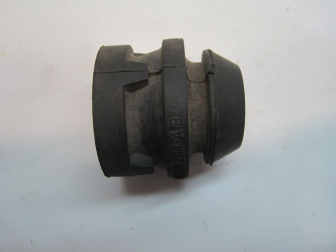 Опора радиатора нижняя 1224260 LR000242 3M5H8B204AB Ровер Фрилендер 2 Дизель 2,2 литра с МКПП, - БУ