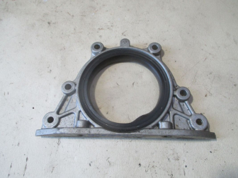 Корпус сальника коленвала заднего 96830642 R004-AW2 Шевроле Кобальт с  B15D2 , - БУ