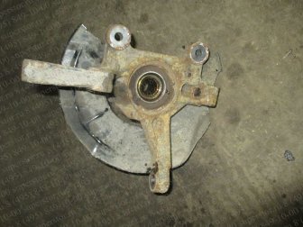 Кулак Шевроле Авео Т300 Кобальт правый 96979005, 94524969, 25923942 со ступицей 13504046, - БУ