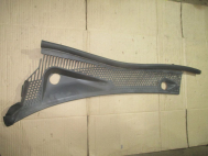 Панель под лобовым стеклом Форд Фокус 1 - Жабо левое 3S41A02217AA 98AB2118B31BB 1M51A02217CA - БУ