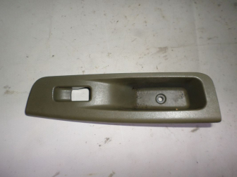Накладка кнопки стеклоподъемника двери задней правой 612W21030 Шевроле Лачетти - на 1 кнопку - БУ