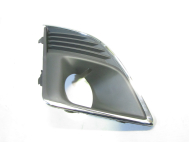 Накладка противотуманки правой 95093360 95093359 Шевроле Круз с 2013 года рестайлинг - Хром, - Atek