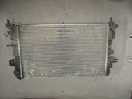 Радиатор охлаждения Опель Астра H с АКПП 1,8 литра Z18XER 1300285, 13170111 AR2, - БУ