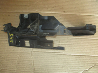 Накладка крыла правая 1726787, BM51A02476AE Форд Фокус 3 - S-45, - БУ