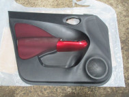 Облицовка двери передней левой 809011KK1B Ниссан Жук F15 - БУ