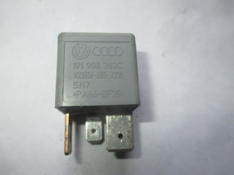 Реле №167 191906383C, V23134-B55-X216, №67 857951253 электробензонасоса Фольксваген Поло 01-10г - БУ