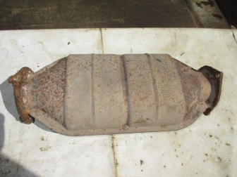 Катализатор 96350080 горизонтальный Шевроле Ланос после приемной трубы 96350081, 96351364, - БУ