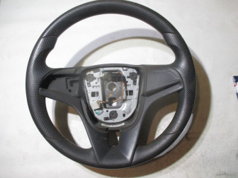 Рулевое колесо Шевроле Авео Т300 руль 95985844 95358449 c отверстиями под джойстики управления - БУ