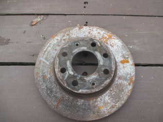 Диск тормозной передний Авео Ланос Нексия R14 16V 96179110 93182282, 90250546, - БУ