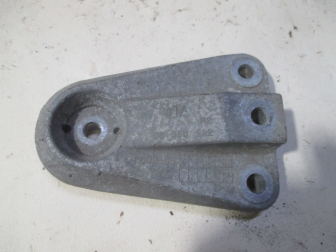 Кронштейн двигателя правый Шевроле Лачетти 96550222 R2 с 1,8 литра верхний опоры гидравлической - БУ