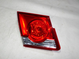 Фонарь левый внутренний задний 96830489 95130772 95040722 95089901 Шевроле Круз Седан - Junsite