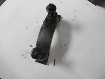 Бугель коленвала 55569767 крышка вкладыша 3 цилиндра F16D4 Z16XER Шевроле Круз Опель Астра H - БУ