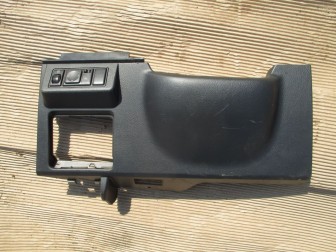 Накладка торпеды Ниссан Тиида С11 нижняя левая 68962EL00A, 68962EL00B под рулевая с 2007 года, - БУ