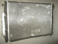 Радиатор кондиционера Шевроле Авео Т200-250 1,2-1,4 литра 96834083, 96539632 YH с ресивером A, - БУ