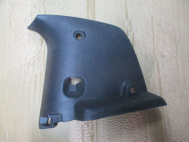 Накладка порога Форд Фокус 1 передняя внутренняя нижняя правая 98ABA02348AGW C9V8A-2171, FF-133 - БУ