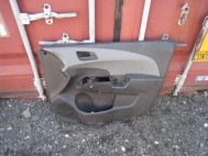 Облицовка двери Шевроле Авео Т300 передней правой Все 95146704, 95146727, 95146736 электро, - БУ