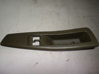 Накладка кнопок управления двери передней правой 612W22600 Шевроле Лачетти RHD - на 2 кнопоки - БУ