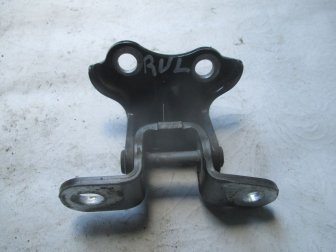 Петля двери задней левый верхняя 793300X000 A046057 Киа Рио 3 Хендай Солярис с 2011 г.в., - БУ