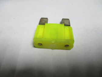 Предохранитель 20 Ам 90042033 Мини флажоковый 4604602, 4635023 желтый Форд Фокус 1, - БУ