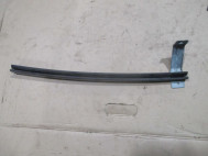 Направляющая стекла двери 803861KK0A задняя передней правой Ниссан Жук F15 с 10 по 14г - БУ